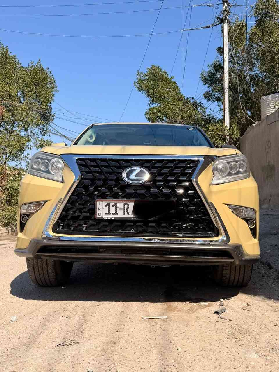 سلام عليكم للبيع او مراوس لكزس برادو 

    Gx460 موديل 2013 وارد امريكي حادثهة

من الخلف جاملغات الخلفية مصبوغة 

عام تغير لون مكفولة من الجفية ولكلبة فول 

موصفات واحد على واحد محرك V8 /4X4 

 السياره جديده وجاهز من كلشي تخم تأير  

حداديه المواصفات ( فتحه. داخل. بيجي. 

كشنات جلد +كهربائي. فول حساسات مري 

شفط +اشاره فول ايرباك  كامره خليفيه 

شاشه  كشنات اخيره كهربائي  راكب 

تلث قطع تبريد بصمه  دشبول لونين 

(( السعر💙)) ( 165 ) بي مجال للطيبين❤️ 

 الستفسار  اتصل / *********** / ابوعلي     

عنوان سياره بغداد  حارثية او حي الجهاد 🌹
