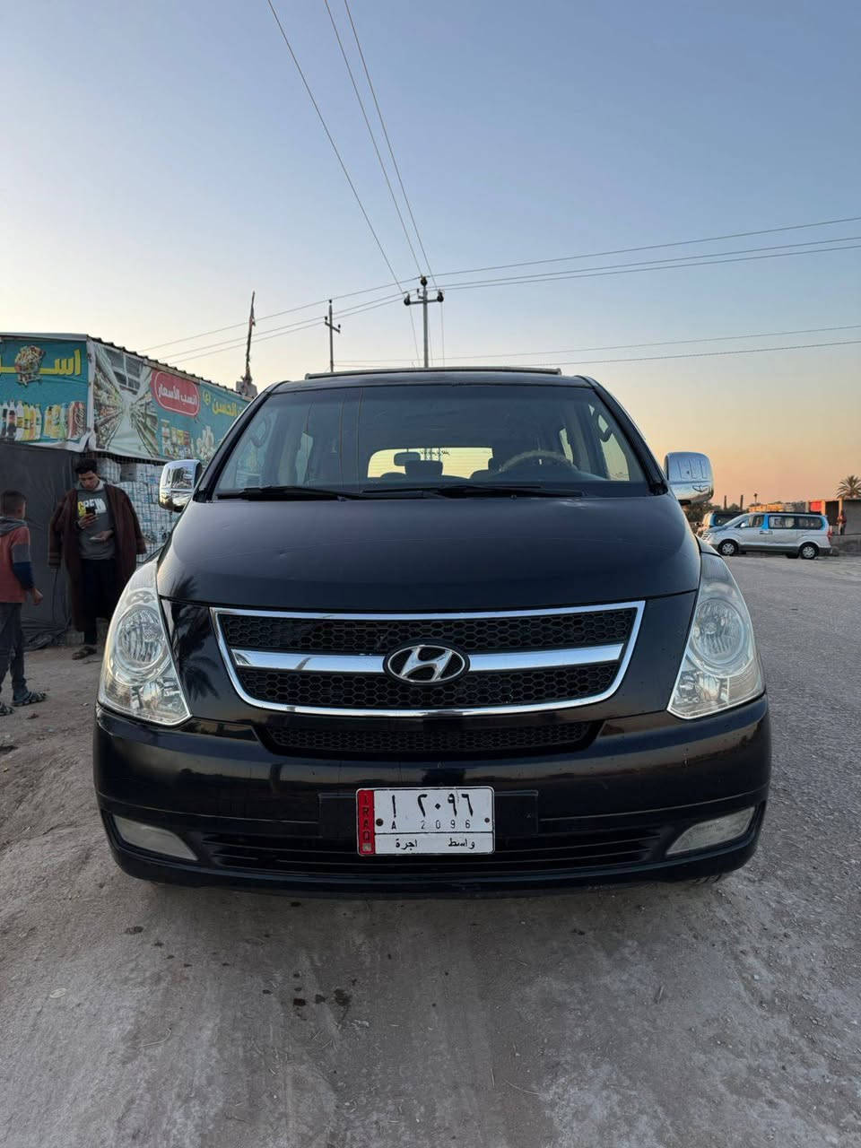 السلام عليكم ستاركس 2008 كفاله عامه السياره جاهزه وخير من الله فقط مكينه بيها بخار حداديه تبريد تخم تاير كهربائيات السياره مال جناي
السعر 118 وبيها مجال بسيط 
العنوان الديوانيه الدغاره للأستفسار الأتصال ع الرقم
***********
