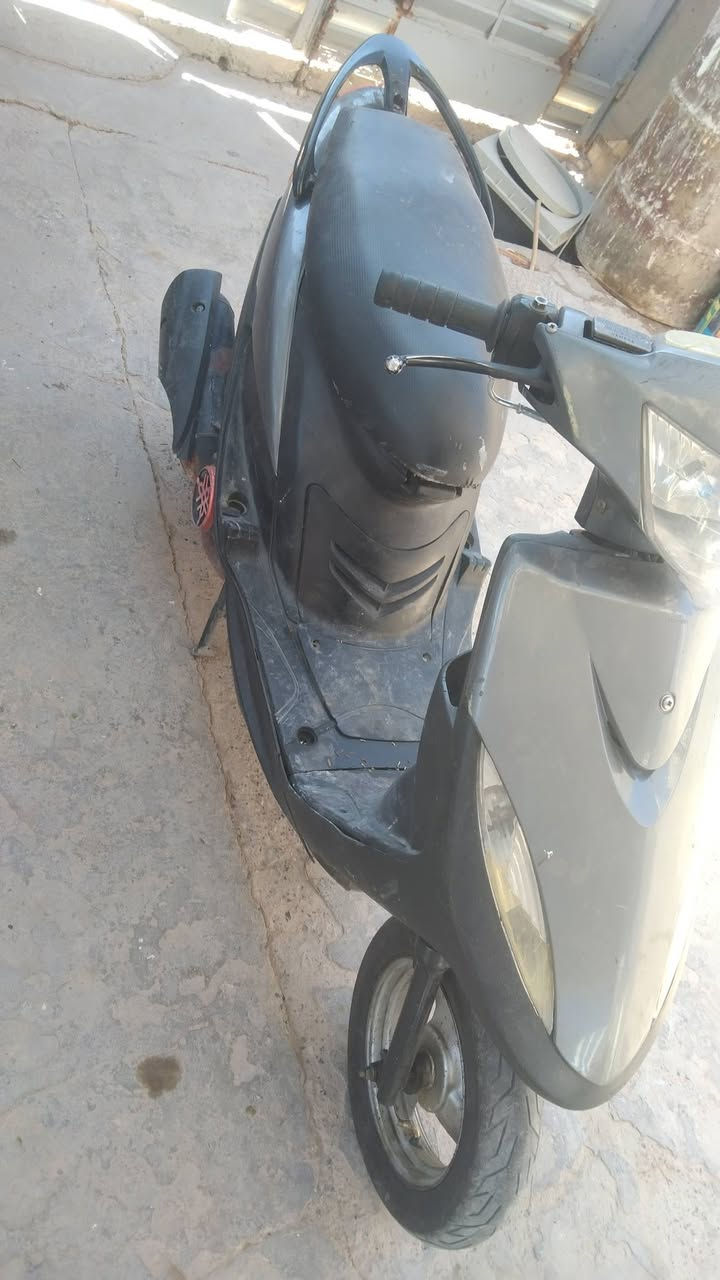 سلام عليكم دراجه ماكس نضيفه دراجه فجه طفت ما عرف شنو بيه سعر ٣٥٠ وبيه مجال بغداد حي اور تريد جيب فيتر تريد جيب باتري ما عرف وحق الحسين كلشي ما عرف ولا موديه المصلح حسب حسابك طيك كوم حديد أخذه دفع دراجه


**إذا كنت صاحب هذا الإعلان وتريد حذفه لأي سبب، رجاءا أرسل رسالة إلى الدعم الفني**