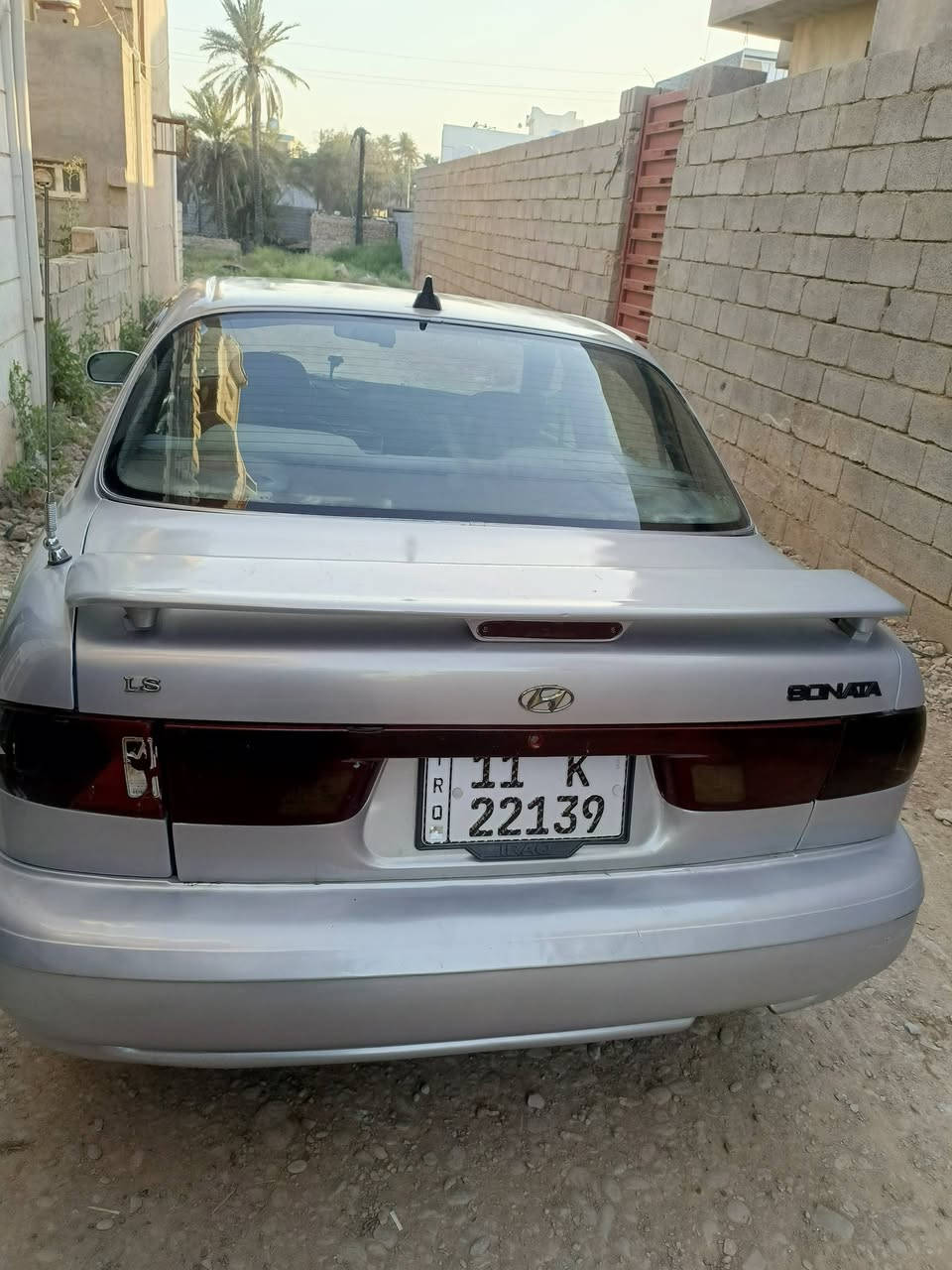 سوناتا للبيع موديل ٩٥ بغداد دولي سياره جديده تبريد تتفئه شغال كهربائيات كله شغاله سنتر لوك السعر 40 وبيه مجال الاتصال ***********
