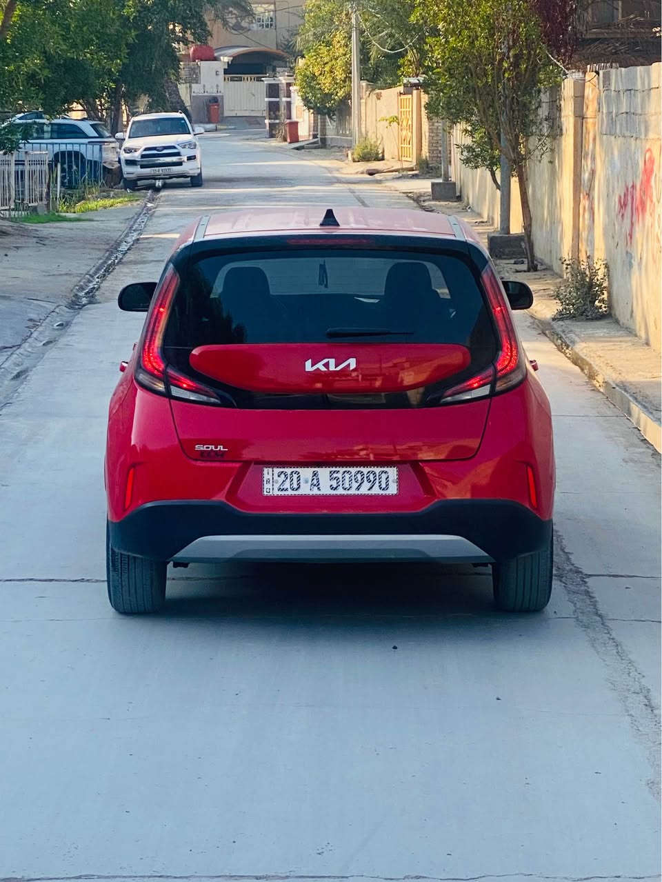 للبيع كيا صول 2024 مرقمه رقم ديالى شرط التحويل 
المواصفات 
محرك 2000 دوش
كير محرك جدد
السياره ماشيه 19 الف 
شاشه ديجيتال
تخم تاير 
رقم ديالى الانكليزي 
تحكم ستيرن
شاشه كبيره+كامره خلفيه دواره 
توقف ذاتي 
تحديد مسار 
سنويه 2030
تبريد تدفئه
ثلاث انظمه قياده
الظرر فقط جاملغ وبنيد كما موضح بالصور السونار مرفق مع الصور 
للاستفسار الاتصال على الرقم ***********
السعر 157 وبيها مجال بعقوبة, ديالى
