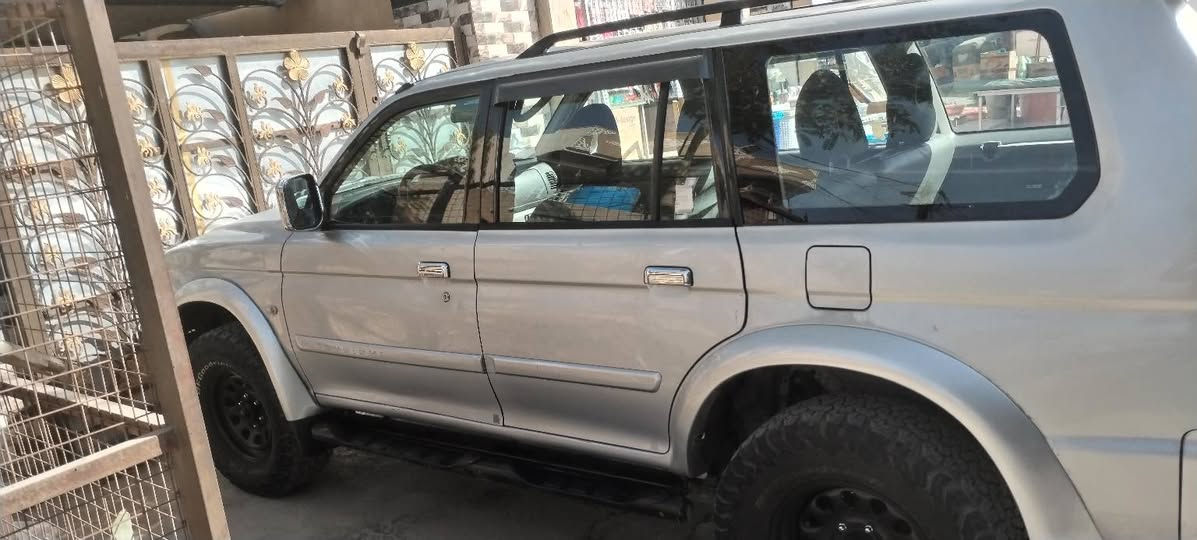 سلام عليكم مسيوبيشي ناتيفيا 2008 مكينة كير كهربائيات تبريد تخم تاير صدر جيد بيهة جاملغ خلف السائق معمر السعر 85 وبيهة مجال للاتصال ***********
