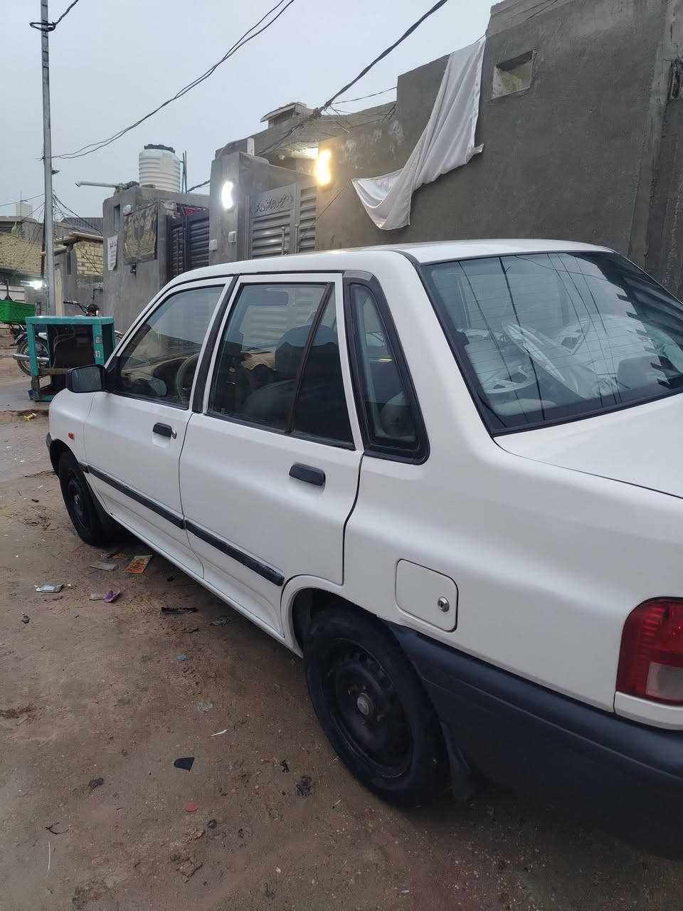 سلام عليكم سايبه ماشيه 47 مديل 14 للبيع مكاني حله مركز سياره كفاله عامه فقط دواير وربع من دوسه   سعر 40.                      حداديه جديده. كهربايات كله شغاله سنتر لوك
*********** كير مكينه جدد بلادي
