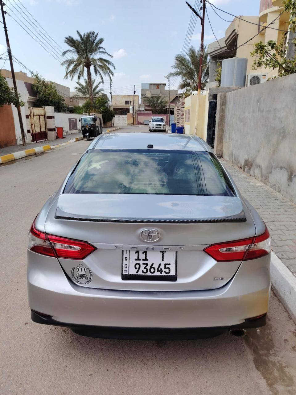 السلام عليكم البيع كامري موديل2018 رقم بغداد الجديد و بسمي السياره   حادث جاملغ وصندوك خلفي موصفات شاشة تحكمات ستيرن رادرات بدون يرباك حساسات مكان ديالى السعر 170 رقم ***********
