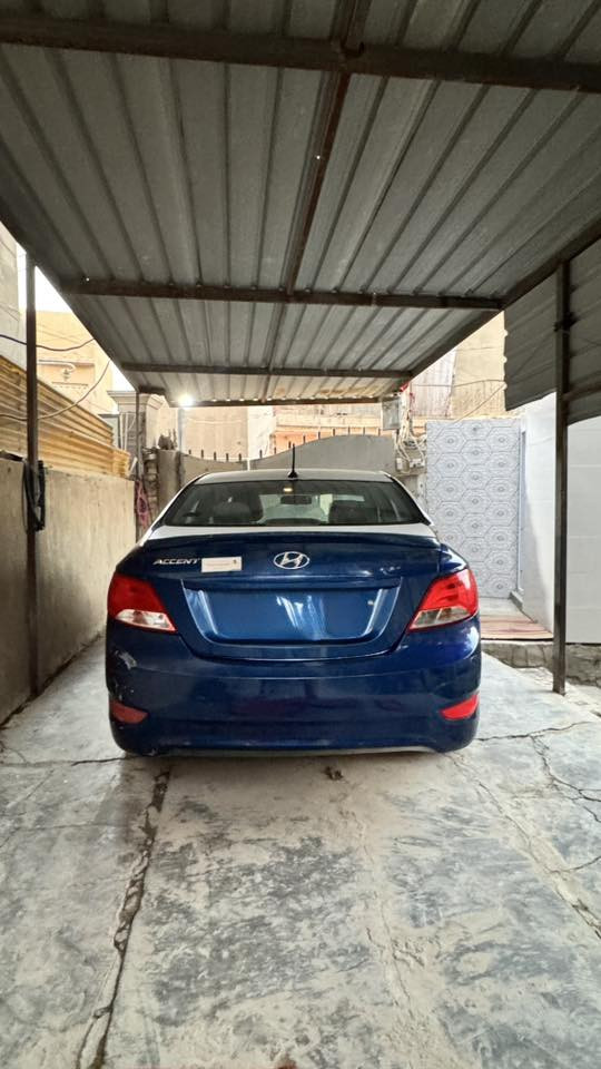 اكسنت 2017  بالحله  95$
مابيها اي صبغ بيها ملاحظات بسيطة بارد 
***********
