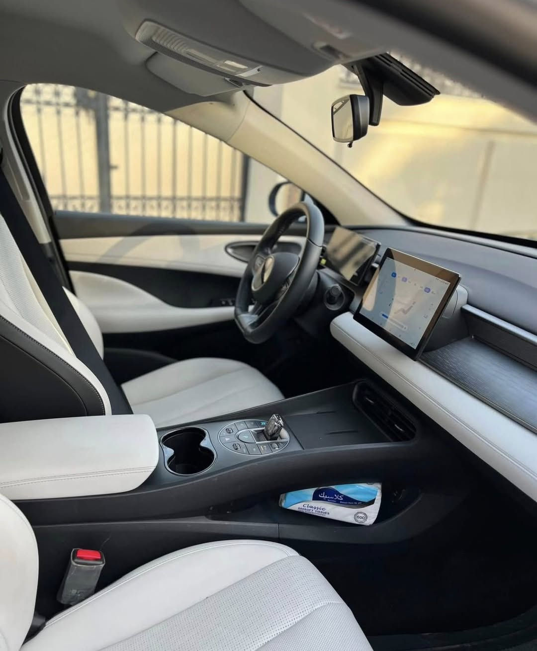 سيل فايف Byd 2025 ماشيه 7 الف فقط الگلي
السياره جديده و مكفوله بيها بس ملاحظه وحده رصعه بل جاملغ الامامي الايمن فقط 
بدون لا بارد لا صبغ ولا حت تكحيل كفاله 
السياره لزكات الشركه كلهن بيها جديده جداً
مكاني بغداد حي المواصلات
***********
