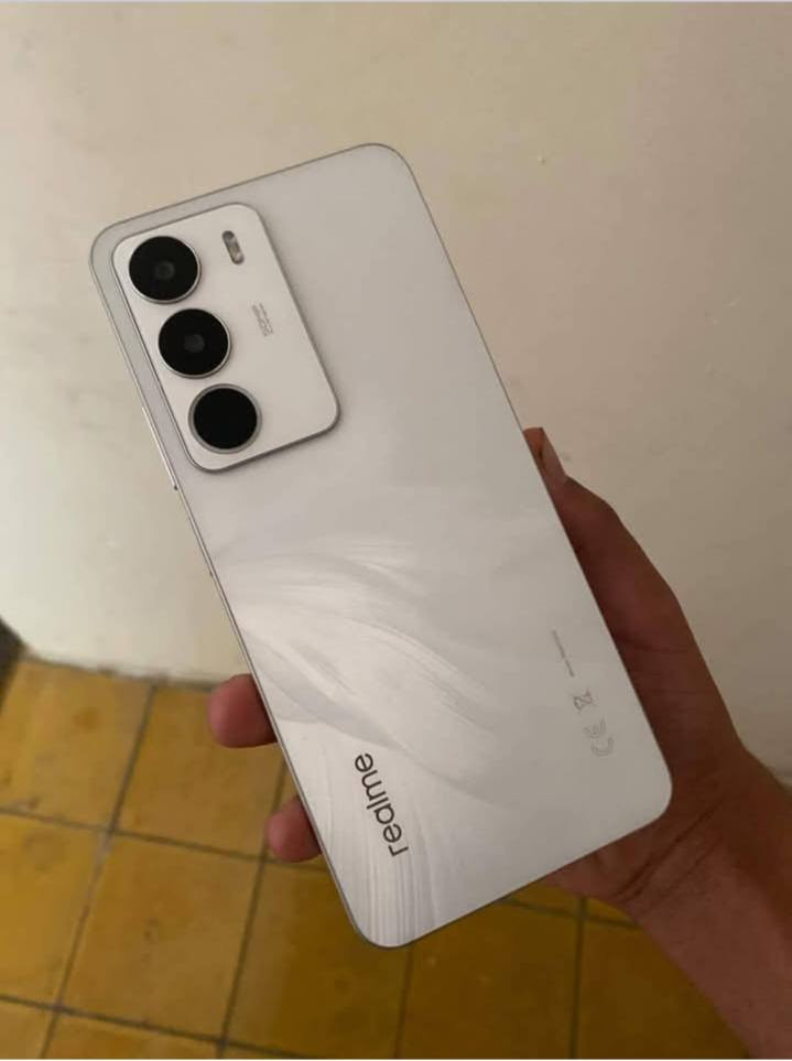 مستخدم ثلاث اسابيع مقاوم للماء ومقاوم للكسر
ذاكرته256
ما مبدل اي شيئ بل جهاز
 يجي هوه وملحقاته كفر وشاحنه بدون كارتونه فقط ««سعره 155ما بيه اي مجال نهايته هاي»» بكاني بغداد سبع ابكار قرب جوهره لبنان....الرقم ***********
