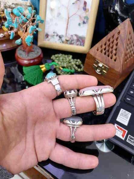 اربعة خواتم فضة عيار 925 صياغة ثقيلة

الفيروز ٣٥ الف مع التوصيل
الزاركون ٧٥ الف مع التوصيل
الداوودي المصور ٤٠٠ الف
العقيق اليماني ٤٥ الف

للحجز والاستفسار التواصل معنا واتساب
***********
