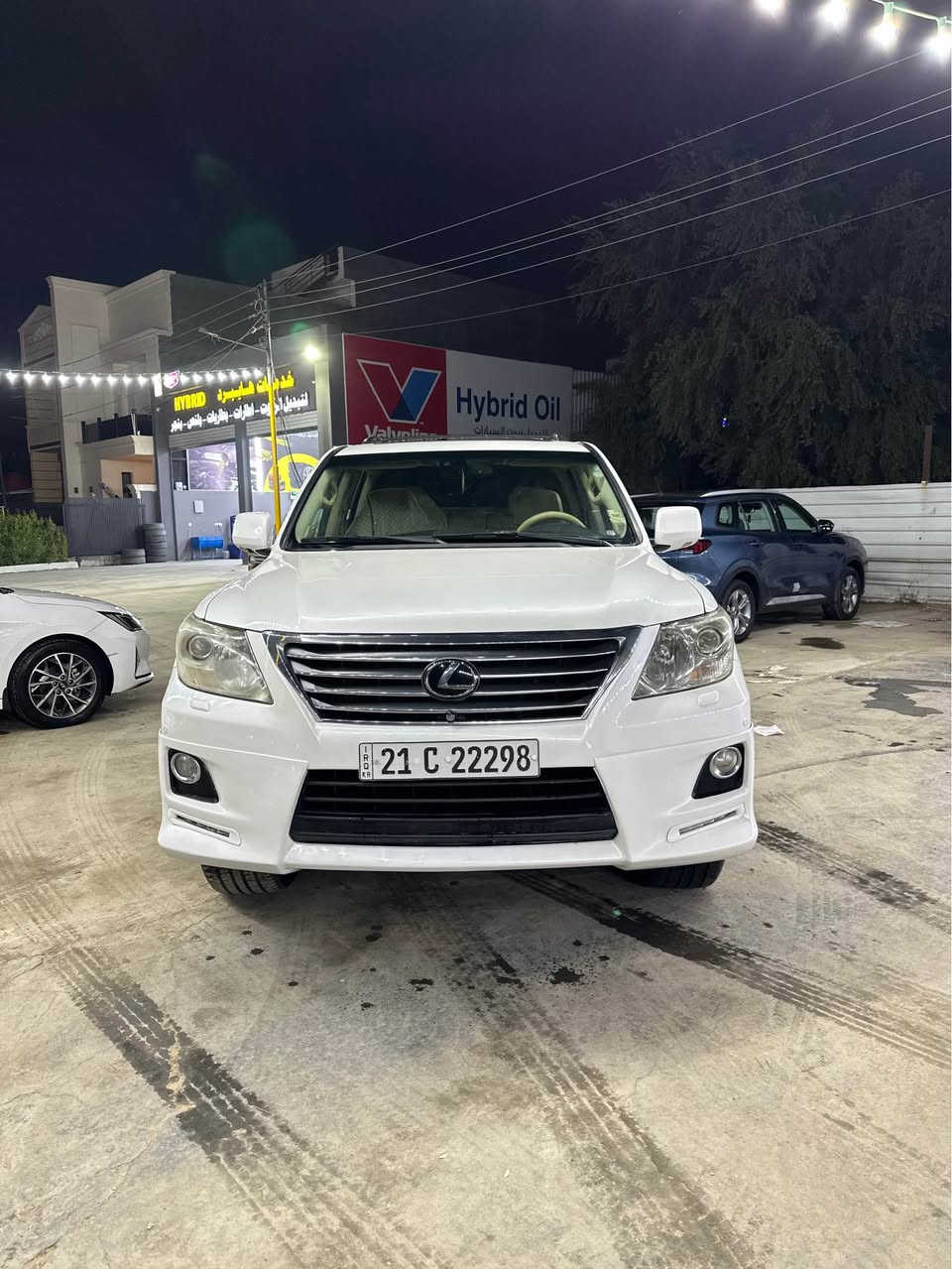 لكزز 2011
فول السياره 
فتحه 
جكات 
تحكمات ستيرن 
شاشات 
شاشه بلقماره
3 قطع تبريد
كراسي كهرباء
ستيرن كهرباء
مكينه 5700
مري شفط
7 راكب
3 ق تبريد
باب حلفي كهرباء
كراسي خلفيه كهرباء
سياره بيها صبغ باب السايق وجاملغ خلفي
رقم سليمانيه مميز 
سعر 315 وبيها مجال
مكان السياره بغداد حي الخضراء
*********** بغداد, العراق
