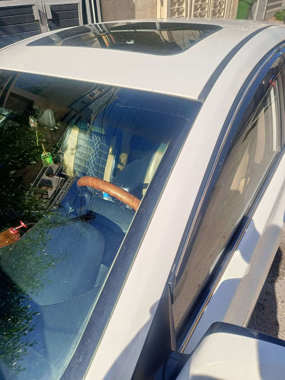 السلام عليكم النترا 16فول مواصفات بيهه تبديل باب وصبغ جاملغ وياب كلهه جهة السايق والباقي مكفوله بدون اي دواخل لغود وتكم كله 
مكفوله السياره باسمي تحويل مباشر صدر جديد محرك كير خير من الله محرك 1800 السعر 122مكاني السيديه ماشيه السياره 112 كم
/***********
