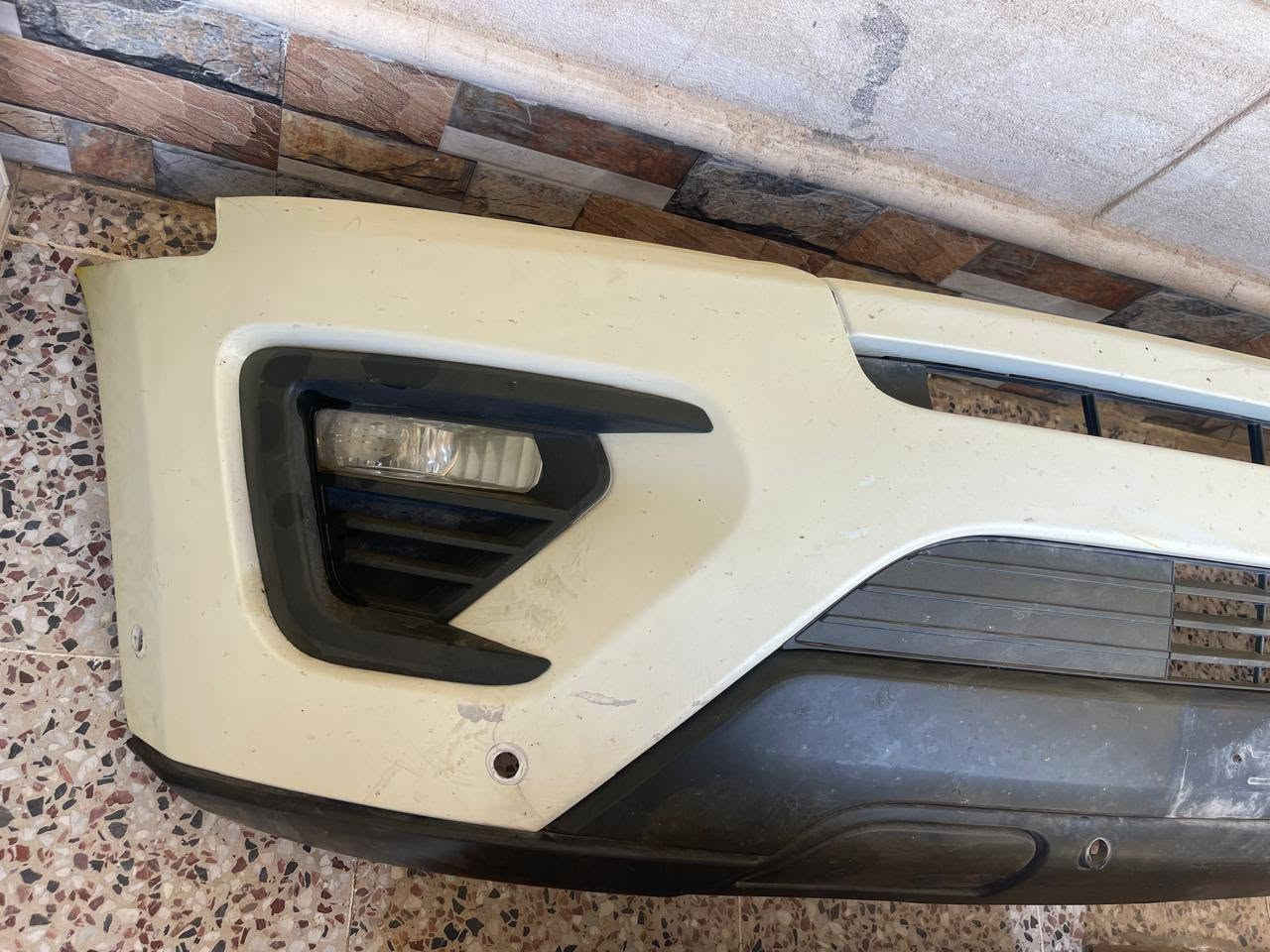 بسبب الوعود الكاذبه مو تراسلني تكلي شراي لاتنطي كلام ومتجاوب بعدين بجم اكسبديشن يرهم مديل 19/20/21 مابي عيب مثل ما موضح بالصور مكانه كركوك سعره 6 ورقات كامل مابي نقص ***********
