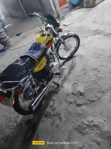 السلام عليكم دراجه اربعه سكنر موديل (25)دراجه نضيفه ومرتبه السعر /650 /
***********
