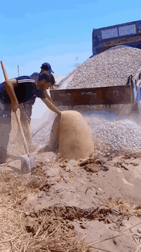 لحفر الابار الارتوازيه ‏‪
يوجد واتساب ‏‏‪***********
مستعدون الحفر الابار وتعبرات الشوارع وتجفيف المنهولات نعمل في كافه محافضات العراق دقه في العمل وسرعه في الانجاز ونعمل تجفيف الارض الشركات الاهليه والحكوميه نعمل حفر الابار كاقه الاحجام ونعمل حفر يدوي والي بسعار مناسبه
