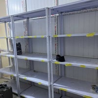 محامل حديد ثكال مستخدم شي قليل جدا مسويهن ب 900 ويريدهن ب 650  العدد 1...