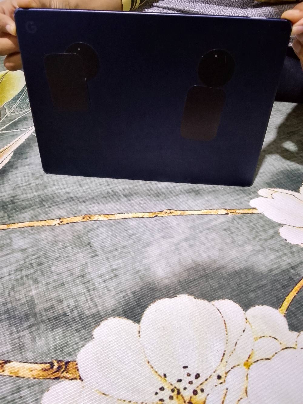 سلام عليكم ايباد كلش نضيف مثل ما شوفون كدامكم اسمه كوكل بكسل معالج كور ام 3جيل8رام8هارد64حجم12  ستوني اخذته كلش جديد مكاني ناصريه قضاء الفجر هوه صار عليه الله شاهد 200الف او انته قيم اب ذمه او ضمير او اخذه ‏