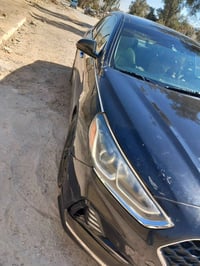 هونداي سوناتا أسود : لمتدد  فول 1/1  الموديل : 2019 رقم اربيل دولي بأس...