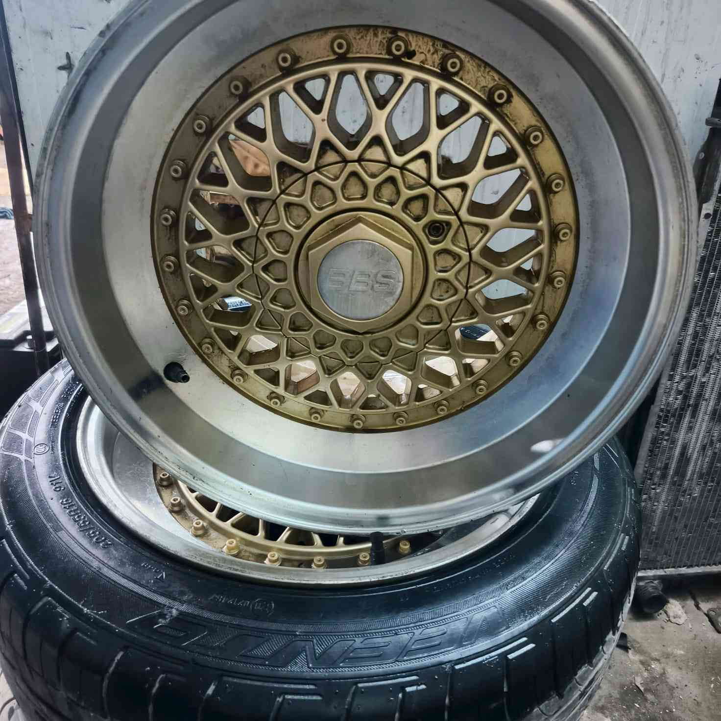 سلام عليكم للبيع ويل بي بي اس مال زعره ويل جديد لافطر ولا عواج كلشي مابي حجم 16 نقص بس زوج تايرات السعر 3 أوراق وبي مجال قليل العنوان بغداد فلكه سلمان باك رقم الهاتف *********** ابو عبدالله فيتر بي ام غراض تفصيخ اي شي تحتاجون بخدمتك
