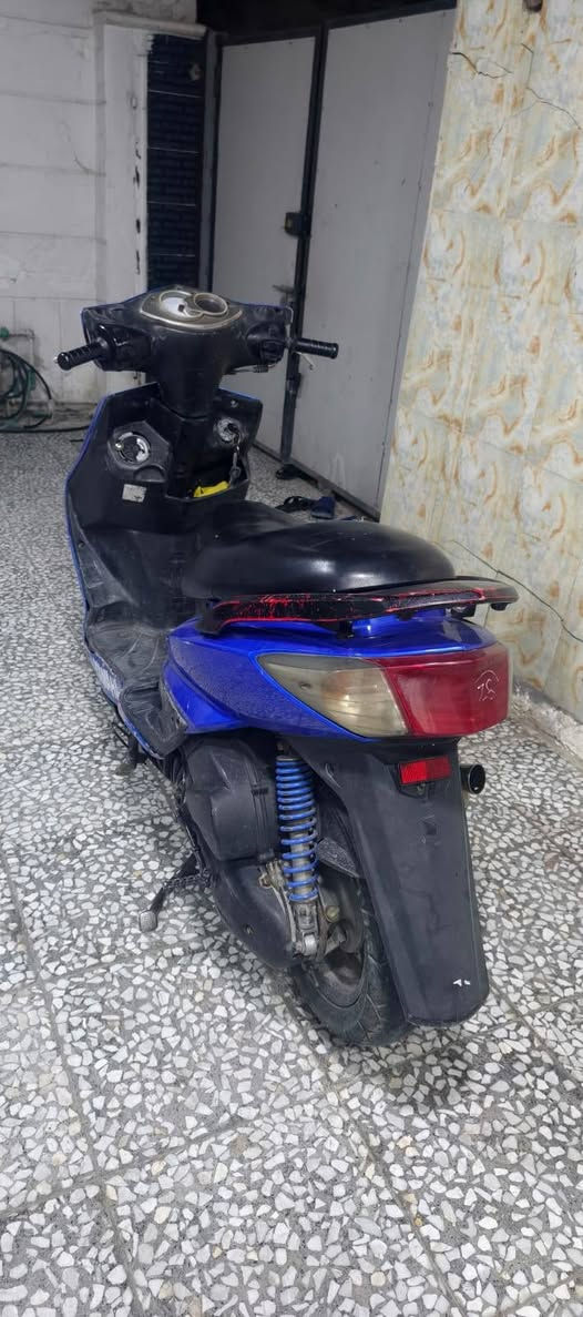 دراجة سكنس فحل نضيفة
كهربائيات شغالة الدراجة سلف وهندر
سعرها 400الف وبيها مجال مكاني بغداد مدينة الصدر فلكة مضفر رقمي *********** واتساب متوفر فيس ما متوفر
