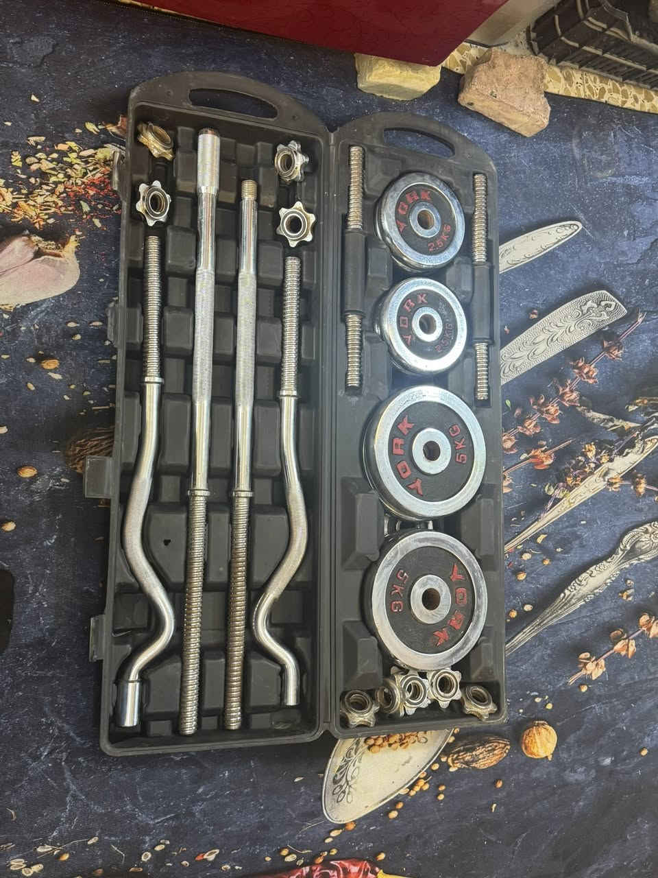 حقيبه اوزان مجموع 55 ڪيلو للبيع السعر 130 مكاني الشعله حي الجوادين للاستفسار بي واتساب 
‭ 0787 615 3927
