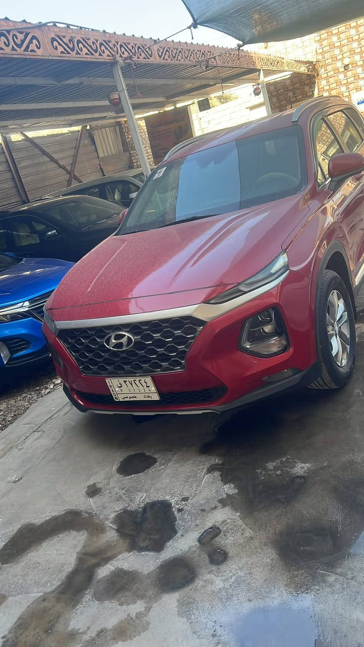 السلام عليكم  مكلف بلنشر للبيع هونداي سنتافي موديل 2019وارد امريكي بدون تبديل فقط بنيد صبغ  بدون اي ضرر داخلي ارباك فقط دركه وراجع سستم رقم بغداد تحويل مباشر السياره محرك 4سلندر /5راكب سياره جاهزه للخير اي مصرف مأذب عليه سياره ماشيه 100/يعني سياره خير من الله وحلوه كلش وبلخير عل ياخذهه /للمعلومات اكثر اتصل *********** /مكان السياره ذي قار  /حي اور /السعر 175
