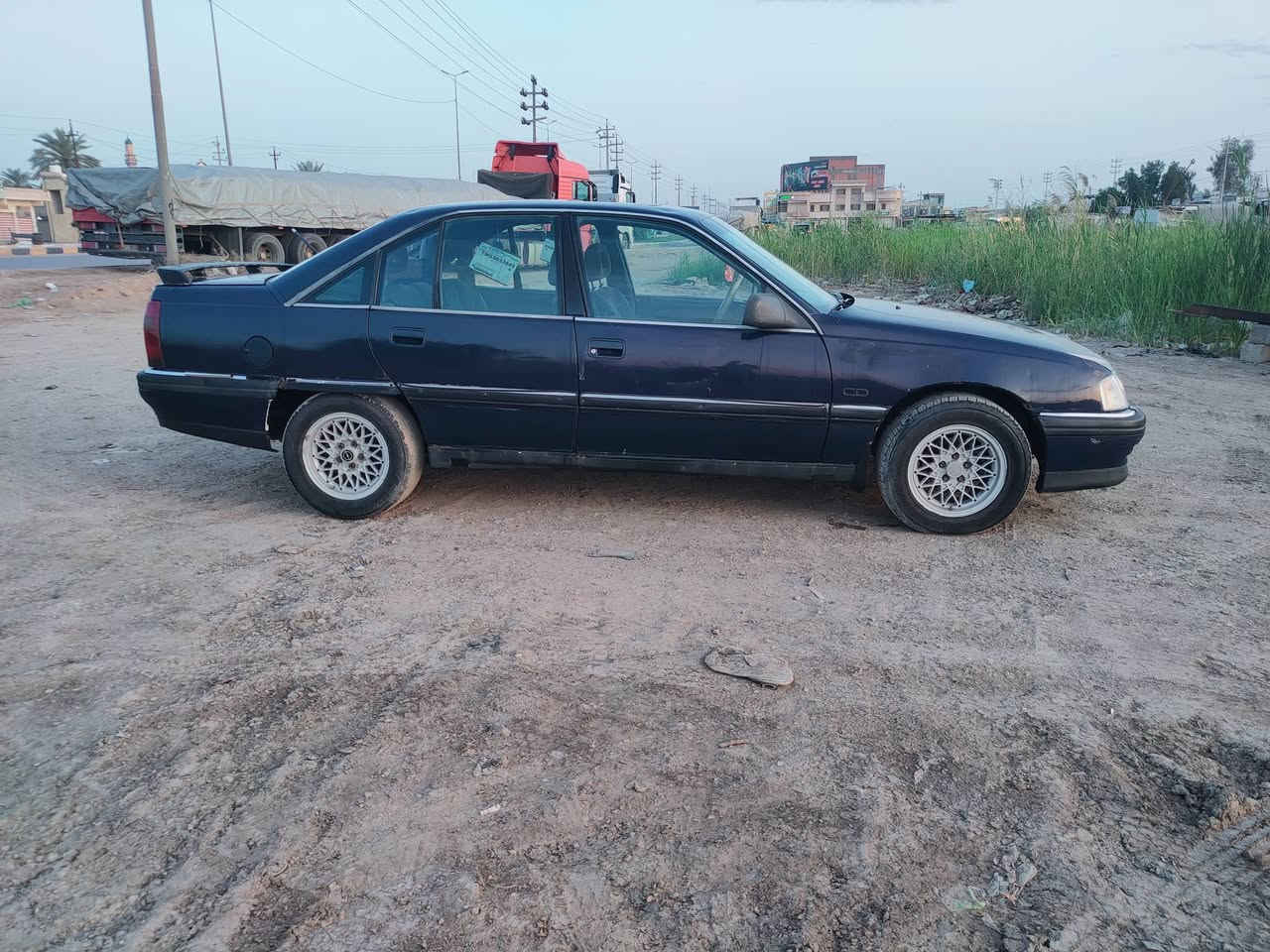 للبيع اوبل اوميگا موديل ٩٢ رقم بغداد سياره مال جناي جاهزه ونظيفه حيل محرك وكير مكفولات شرط السعر ٣٢ وبيها مجال للشراي مكاني بابل أسكندريه ***********
