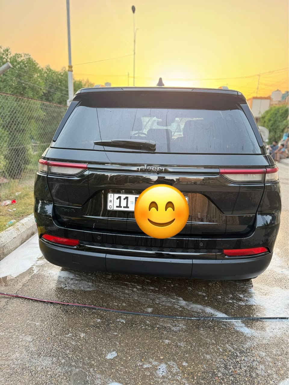 جيب فئة بلاك توب الشكل الجديد
موديل 2023
حجم المحرك V6 3.6L 
مااشيه 37
رقم بغداد 
مفتاح التشغيل بصمة 
تشغيل عن بعد 
قماره حديد
فتح الصندوق كهرباء 
 دفع رباعي 4WD
اريل نفكيتر 
رادار 
مانع تصادم
 تحديد المسار
نظام الرؤية الليلية
رادار امامي
حساسات خلفية 
لايت زينون + LED 
بك لايت LED 
ويل كب 20
4 دسك
حساسات ضغط الاطارات 
اشارة في المرايا الجانبية 
النقطة العمياء
كير ماوس 
هاند بريك كهرباء 
شاشة Apple Car play 
كاميرا دوارة 
ناره الداخلية LED 
مقود جلد  ومخمل 
شفتات مقود 
مثبت السرعة Cruise 
المودات والاوامر الصوتية 
شاحن هاتف Wireless 
مخرج منفذ الطاقة 
فحص نظام السيارة 
تتسع المقصورة ل 5 ركاب
المقعدالامامية كهرباء 
تدفئة المقاعد
قطعتين تبريد 
نظام مانع الانزلاق  
حاملات الأكواب 
تدفئه بالستيرن
اشاير بالمرايات 
رقم بغداد
السعر 280وبيه مجال
مكان السيارة ناصريه المركز
صور الحادث مرفقه بالمنشور تبديل مدكر فقط وشويه صبغ بالقرب من قبق البانزين

***********
