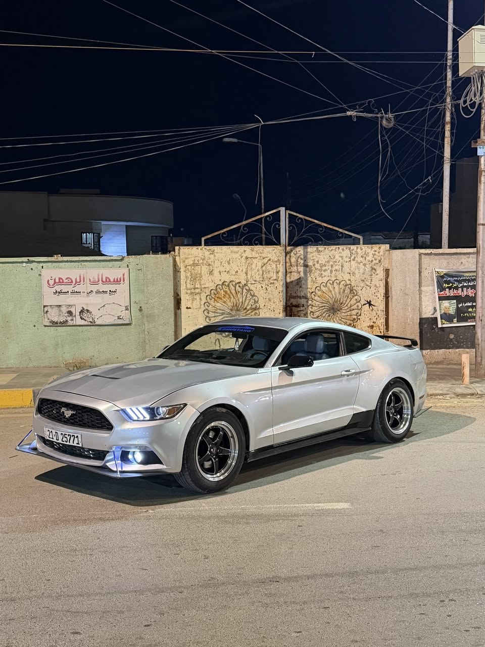 سلام عليكم
موستنك 2016 V4 توينتيربو
كامله كير مينكه بحاله جيده 
تخم تاير ويل جديد 
بيه قطع صبغ ابيع حزام 
سعرها 115$ وبيها مجال وترهم مراوس
مكاني صلاح الدين قضاء بلد 
*********** بي واتساب
