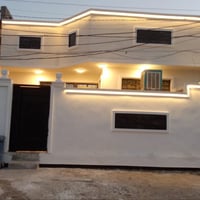 بيت للبيع مساحة 104 متر قبل سيطرة سبع قصور الفرع المقابيل مطعم المائدة...