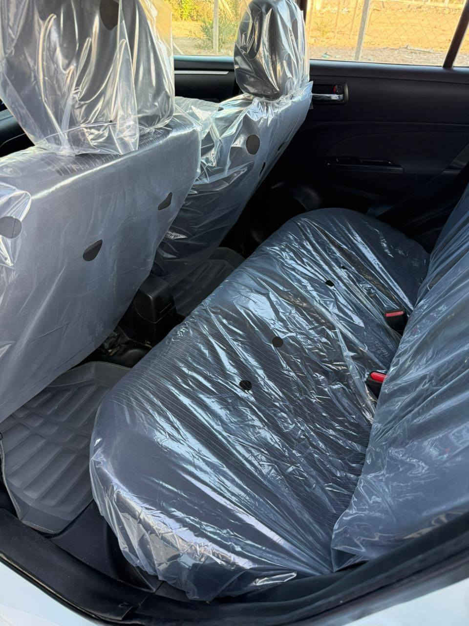 السلام عليكم
سازوكي موديل 2014 
رقم بغداد بسمي تحويل ثاني يوم سنويه وارقام جدد (تتحول من بصره
جاهزه السياره تبريد كير محرك حداديه تايرات شاشه كامره تحكم ستيرن 
محرك 1400
شراي يخابر ع رقم
((((( ﴿مكلف بنشر ﴾)))))
***********
مكاني البصره البصرة, العراق
