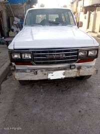 لاندكروز • موديل ٨٢ • رقم انكليزي