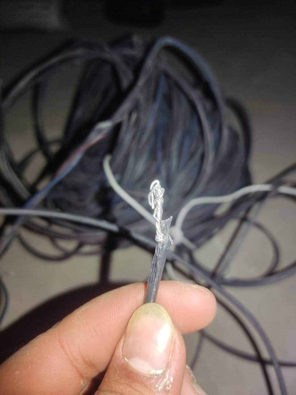 سلام عليكم ضفيرة للبيع 150 متر فافون بعدهي جديدة السعر ب35 المكان نجف حولي الستفسار ***********
