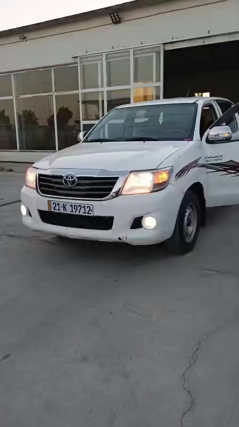 بيكم فلاونزه موديل13  رقم سليمانيه  سنويه 
كير عادي ماشيه 206
جديده محرك كفاله حداده وتايرات جدد سعرر 185وبيها مجال بيها  شاصي 12ساز سياره حلوا
مكانها بغداد راشديه 
***********
