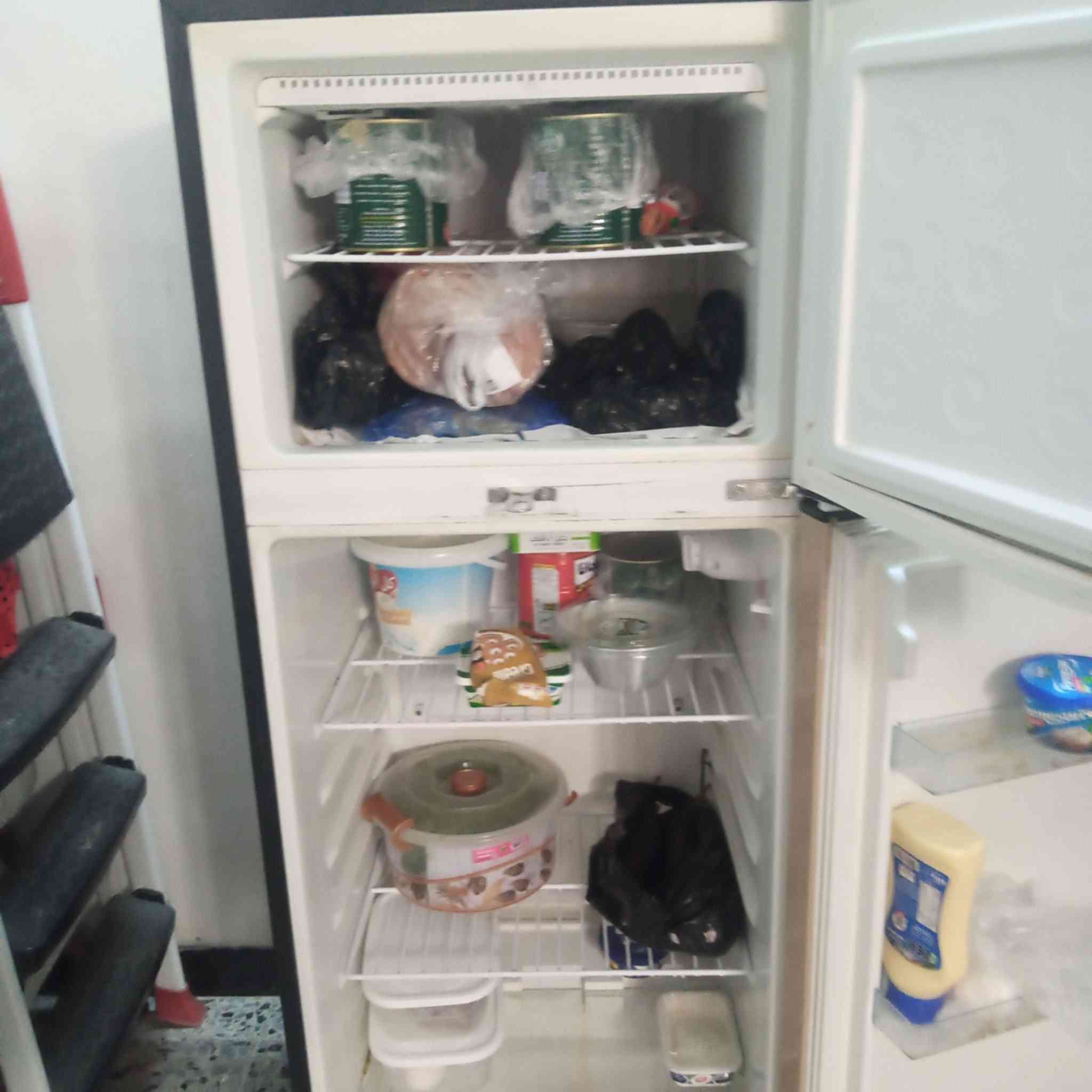 ثلاجه مستعمله شهرين فقط مابيها اي عيب🌸


**إذا كنت صاحب هذا الإعلان وتريد حذفه لأي سبب، رجاءا أرسل رسالة إلى الدعم الفني**