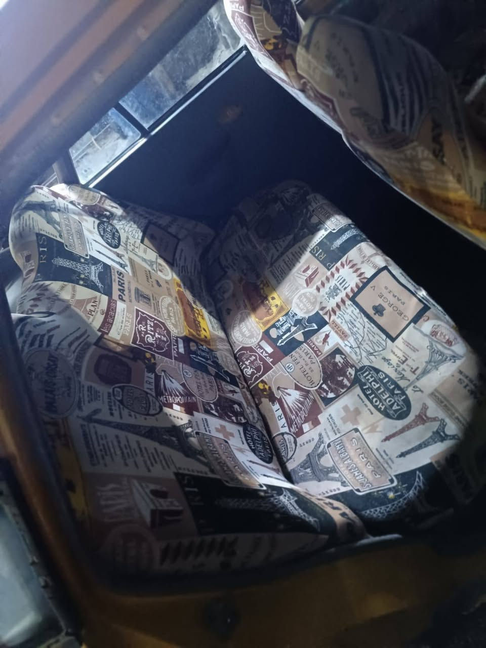 سلام عليكم سايبا البيع شوف العين
متروكه رقم نجف احمر راعيه بل نجف 
عنوان بغداد جميله سعر ٦٠٠الف او بيه مجال الي تفيده ايراسلني ***********
