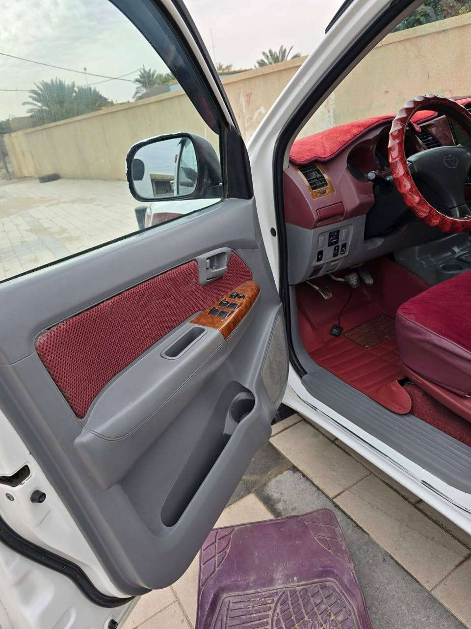 سلام عليكم للبيع هايلوكس للبيع موديل٢٠٧ ***********
