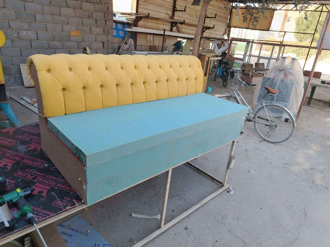 معمل ومعرض الشمس العنوان الإسكندرية مجمع حطين شارع القوس قرب مجمع كوشي رقم الهاتف ***********واتساب
