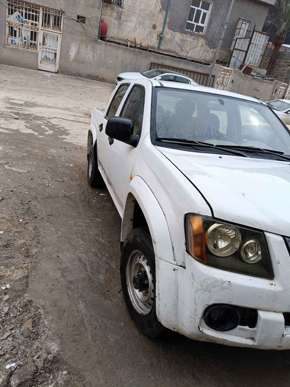 سلام عليكم كلرادو للبيع مال مزاد سياره كير مكينه جدد محرك بلادي سعره 60 وبيه مجال باقي تفاصل عل رقم ***********
