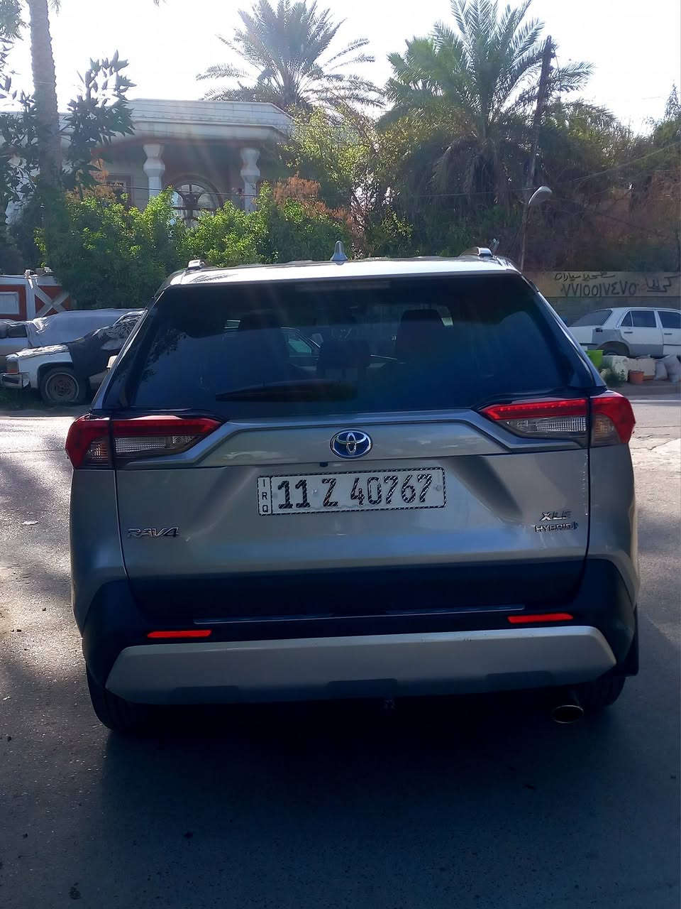 𝐓𝐎𝐘𝐎𝐓𝐀 _ 𝐑𝐀𝐕𝟒 HYPRID-
XLE
𝐀𝐖𝐃

تویوتا رافـــــ4

موديل : 2024

اللون : سلفر

دخول جديد 

رقم بغداد

بجم كبس

عداد المسافة : 10mi

حجم المحرك : 2.5L +
 هايبرد

المواصفات :XLE

فتحة سقف سلايد

كيـــج الكـــترونـــي

‏‎ابـــواب بصمةامامي

‏‎بصمة تشـــغـــيل 

تشغيل عن بعد

‏‎شـــاشـــة كبـــير لمس

شـــاشـــة كار بلي

كــــامــــيرا دوارة

هـــانـــد بـــريـــك بصمة

صندوق كهرباء 

تبريد قطعنين

جام 4 اوتو

اوتو هولد (𝐀𝐔𝐓𝐎 𝐇𝐎𝐋𝐃)

اوتو ستارات(𝐀𝐔𝐓𝐎 𝐒𝐓𝐀𝐑𝐓*)

اوتو ستوب (𝐀𝐔𝐓 𝐒𝐓𝐎𝐏)

رادار امامي (تحديد مسار)

‏‎رادار جانبي (نقاط عمياء)

‏‎رادار خلفي (التحذير من
الاصطدام)

‏‎حساسات امامي360

‏‎حساسات جانبي 

‏‎حساسات خلفي 360

نظام (𝐄𝐂𝐎)

نظام (𝐍𝐎𝐑𝐌𝐀𝐋)

نظام (𝐒𝐏𝐎𝐑𝐓)

تدفئه ستسرن

كشنات مخمل اسود

‏‎مقعد السايق كهربائي3وضعيات

كشنات امامي تدفئة+ تبريد

مثبت سرعة

تحذير عند الخروج من المسار

لايت عالي اوتو

مانع نزلاق

تبريد مناخين منفصلين

اشاير بل مري
‏
(*دفع رباعي*)AWD

‏‎لايتات لـــ𝐋𝐄𝐃ـــد عدسة
 زينون بلادي

‏‎بكلايتات ليـــ𝐋𝐄𝐃ـــد بلادي

السعر المطلوب:275

المكان: بغداد العامرية
للاستفسار: ***********
