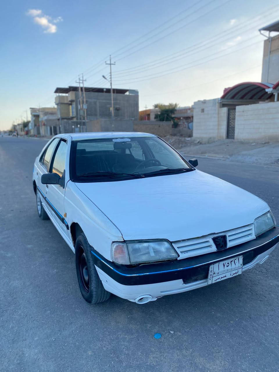 سلام عليكم بيجو.405موديل2010
سنويه ل28 السياره مكفوله من كلبه وضربه وتبديل تخم تاير مكينه وكير خير من الله وحداده وباتري جديد السياره كهربائيات ع وضع الشريكه سنتر لوك قفال كله شغال السياره جام ومسجل مضخم 4سماعت
مكان البصره  قضاء القرنه
السعر 23
***********
