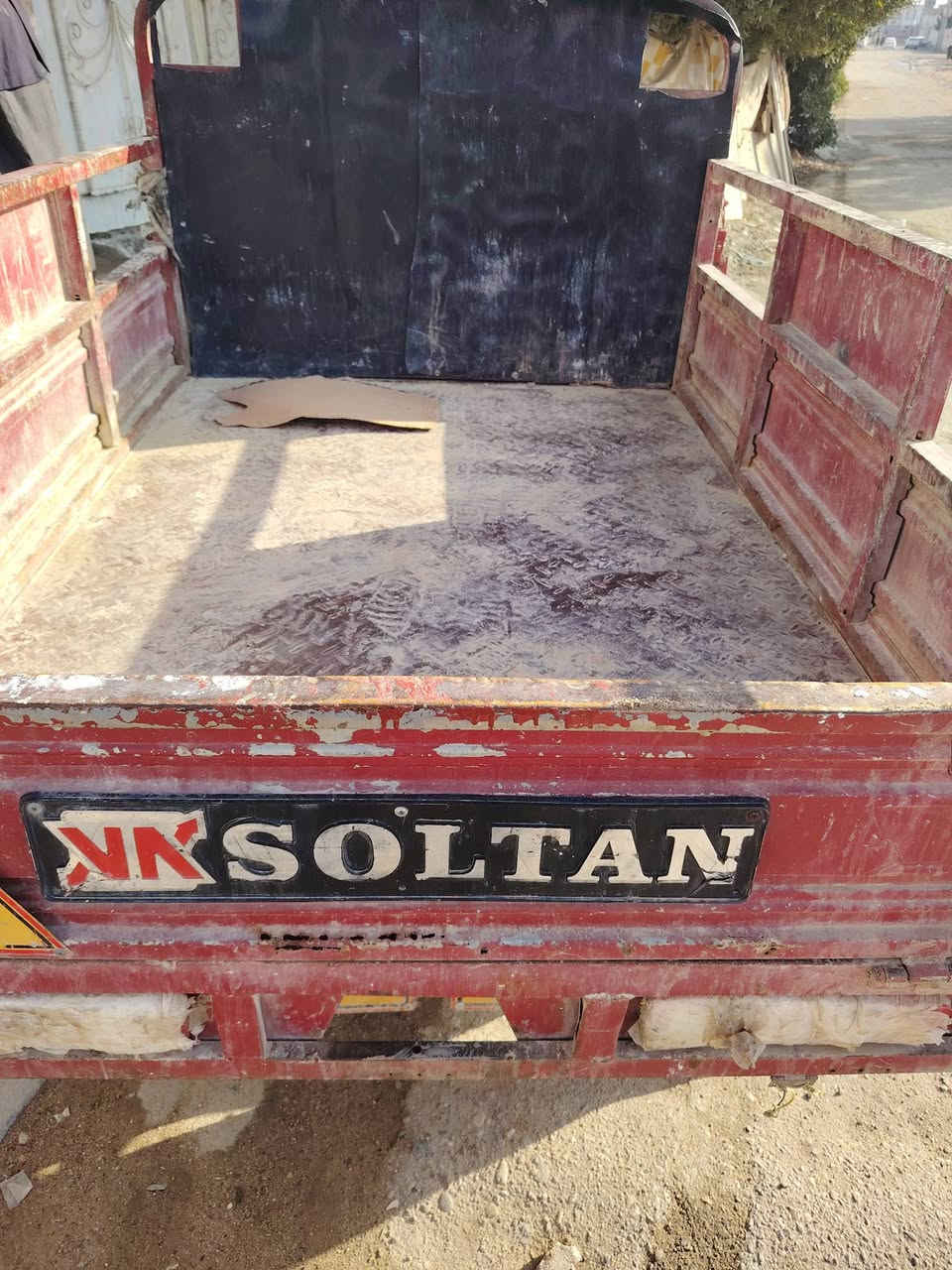 سلام عليكم شباب ستوته سلطان للبيع بكان حي العسكري السعر مليون ونص بخمت الشراب ***********
