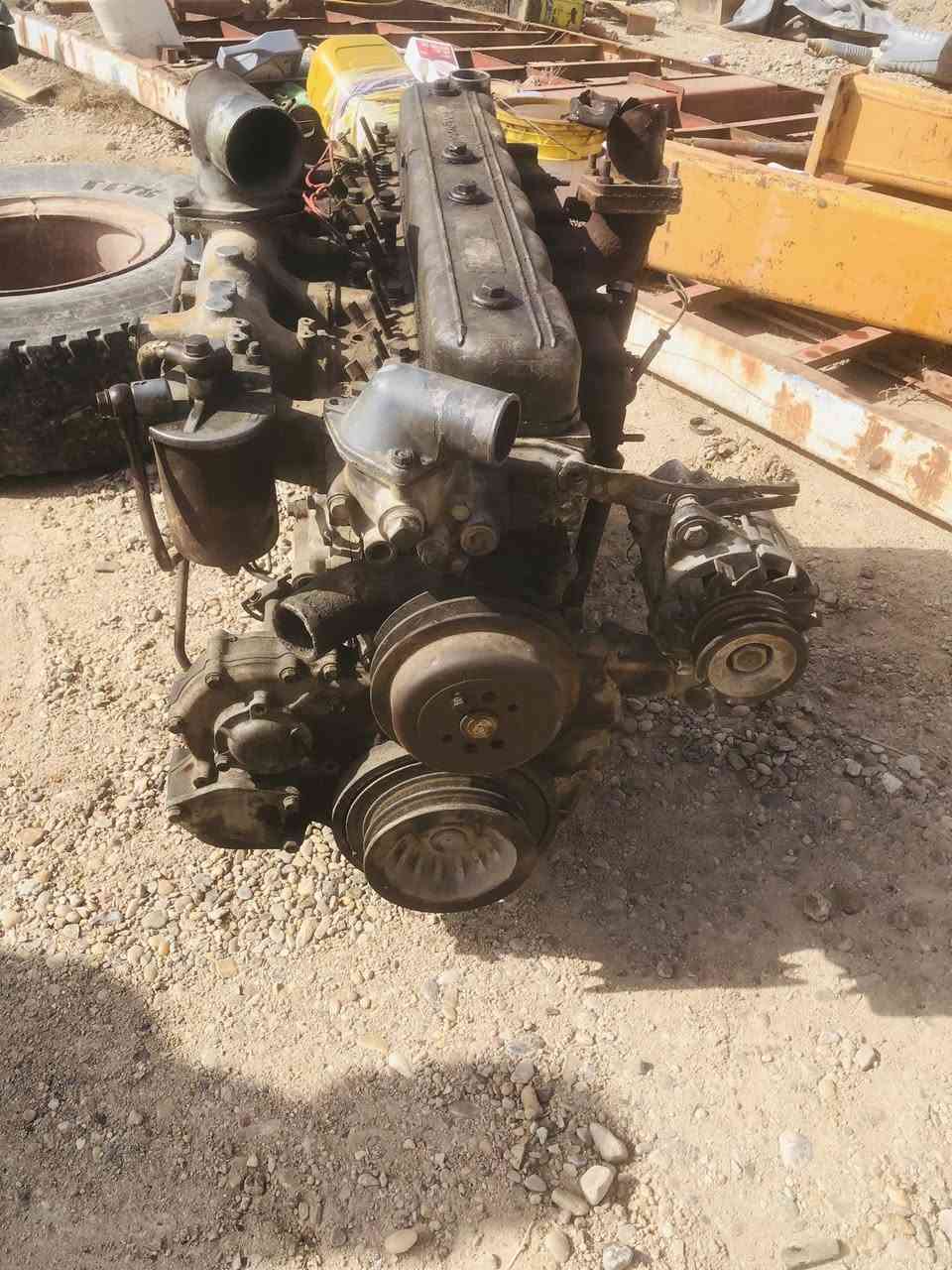 سلام عليكم محرك ازوزه بلادي 102شغال فقط السلندر مزروف سعره 5 اوراق مكان رمادي
***********
