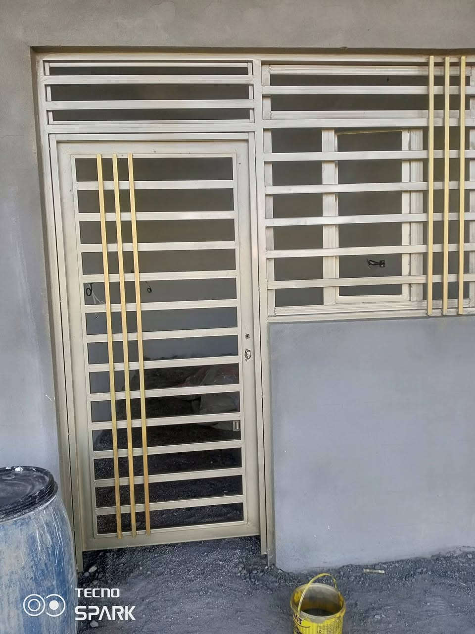 السلام عليكم اي واحد محتاج صباغ موجود  ول شغل امامكم  
هاذ الرقم ***********
