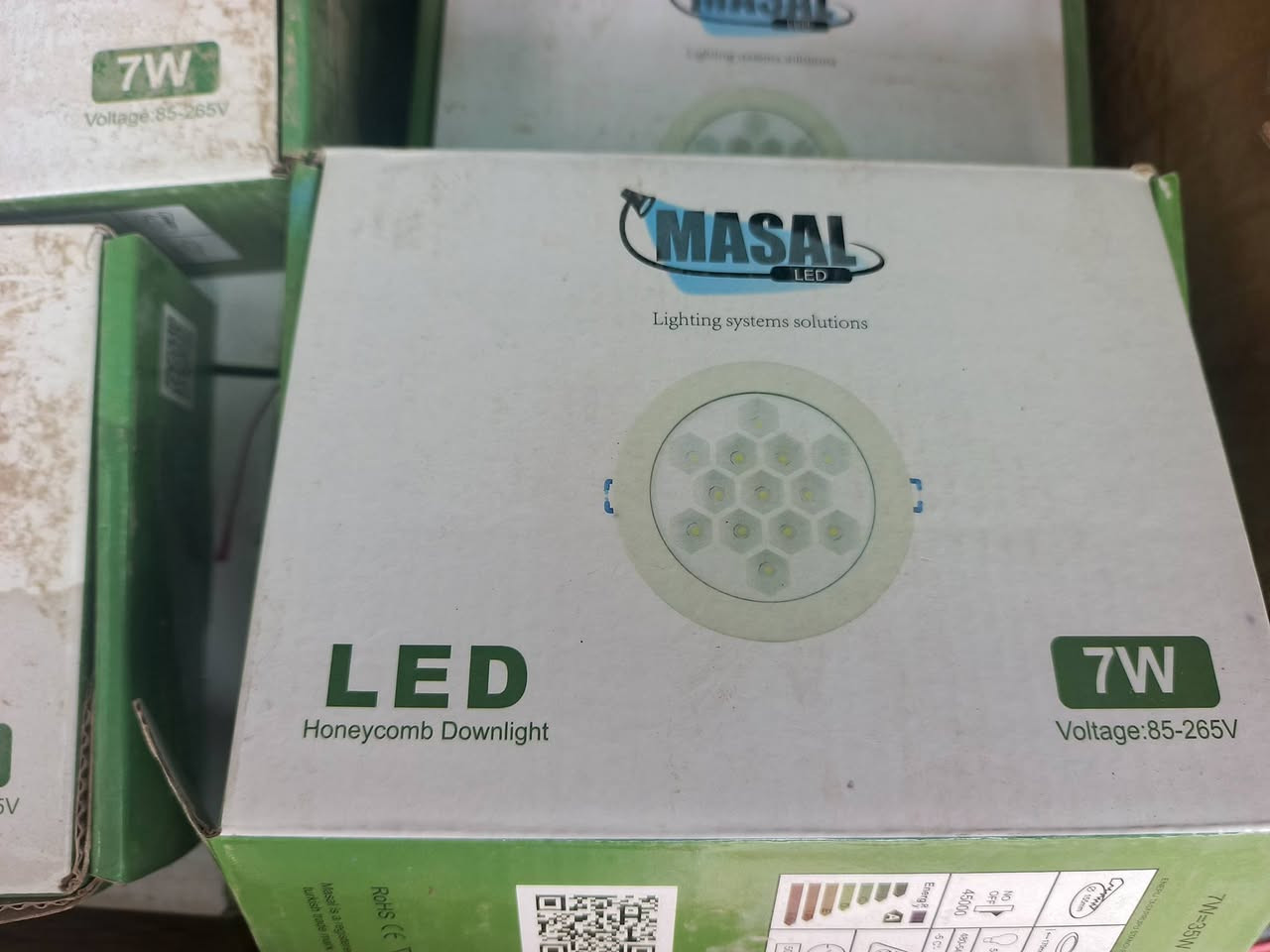 كل عام وانتي بخير غراض للبيع مابحاجتهن كل قطعة بسعر مناسبات لاستفسار ***********
