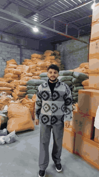 توفر عندي التشيرت الرجالي 
الاحجام كلها حلوة
الالوان مختلفة
وكمية خير من الله 
راسلونا واتساب وتدللون ***********
