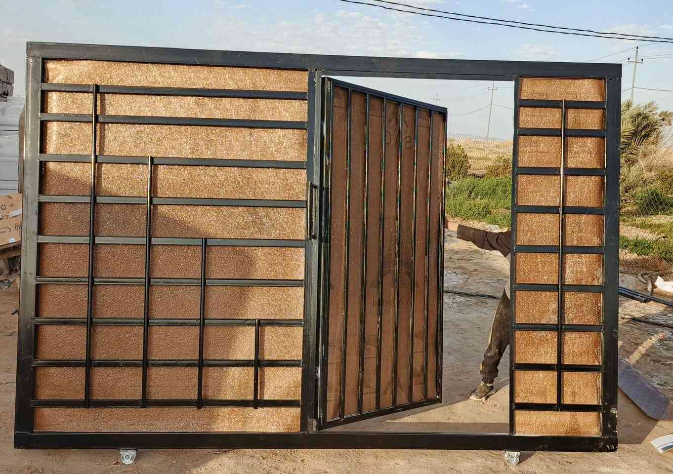 السلام عليكم باب سلايت للبيع ما مشدود تفصال جديد ***********
