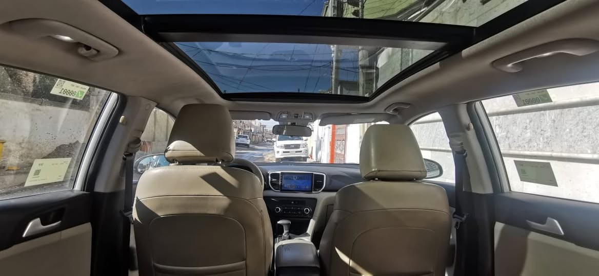 كيا سبورتج 2020 خليجي 

ماشيه 77 الف 

رقم اربيل بأسمي هزه ورقم وسنويه 
كله جديد تحويل ثاني يوم  
 
 المواصفات 

بنوراما طكتين 
 
 اشارة ترحيب 
 
 كامره وشاشه 

ويل مال سبورتج 2023
 
 ٣ انظمة قياده 
 
قطعتين تبريد 
 
 حساس تايرات 
 
 مانع تزحلق 
 
داخل جلد 
 
 سايد بريك بالرجل 
 
السياره امبدل بيها دعاميه ابلاديه 
وبيها اماكن ثنين بارد  شبر بشبر  

‼️السعر علق بتم يجيك السعر بالخاص ‼️

📍مكان السياره بابل 

📞رقم صاحب السياره ***********
