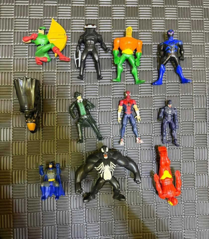 متوفر
مجموعة شخصيات مارفل و dc 
القطعه على الفين ينباعون مجموعة


**إذا كنت صاحب هذا الإعلان وتريد حذفه لأي سبب، رجاءا أرسل رسالة إلى الدعم الفني**