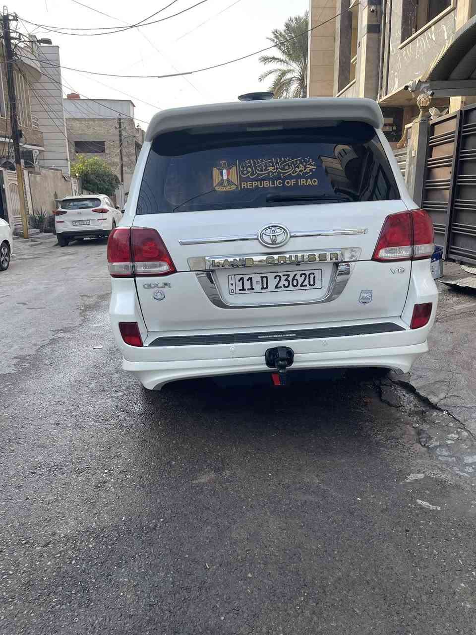 لاندكروز موديل ٢٠١٠ السياره بيهه سونار 
السونار بل منشور  رقم بغداد بسمي السعر ٢٨٥ ورقه إذا اكو مراوس بلاندكروز احدث العنوان بغداد الدوره ***********
