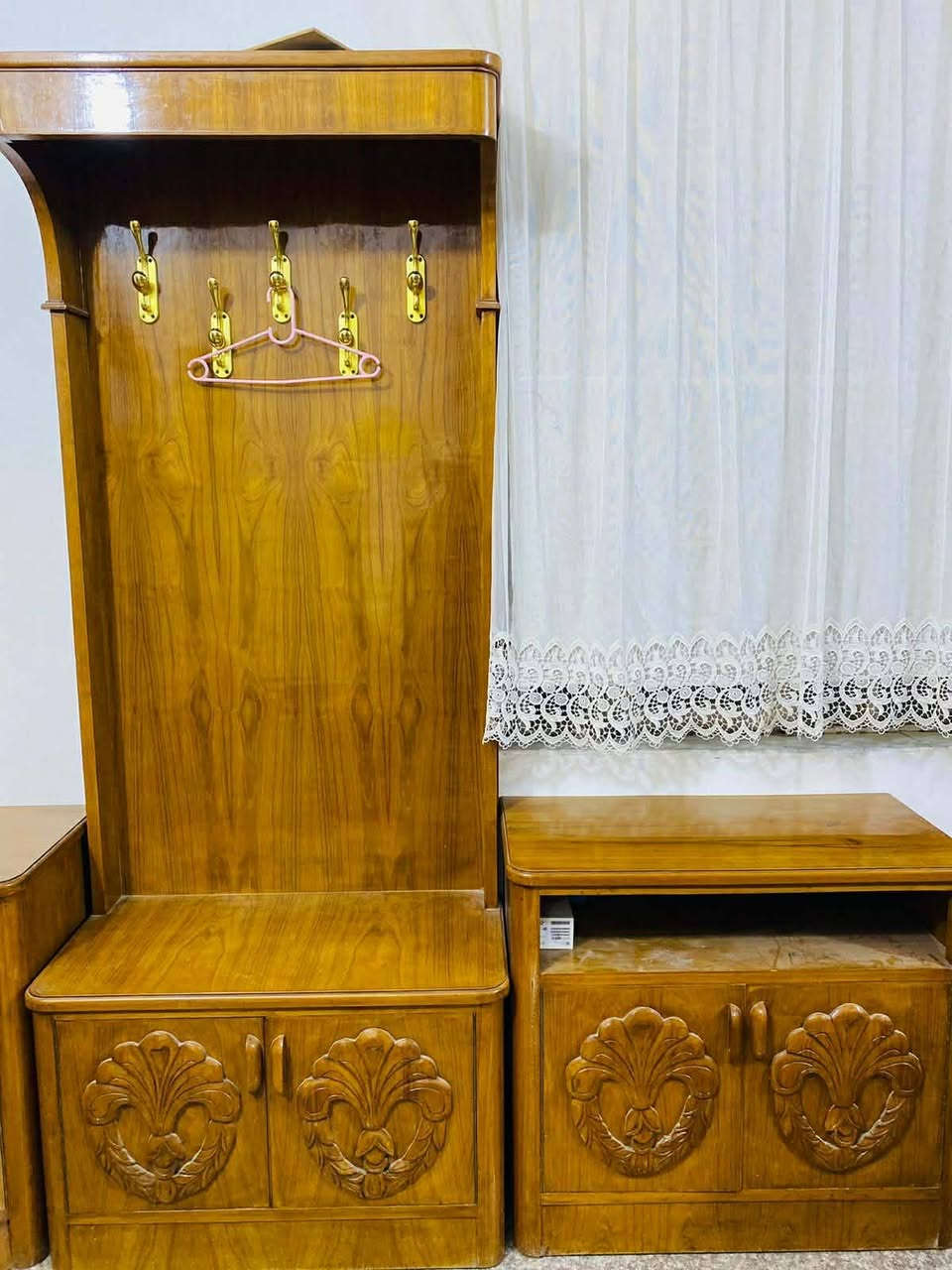 غرفة ضخمة تسكام نظيفة شغل درجة اولى ب مليون ونص 
مكانها بكرلي


**إذا كنت صاحب هذا الإعلان وتريد حذفه لأي سبب، رجاءا أرسل رسالة إلى الدعم الفني**