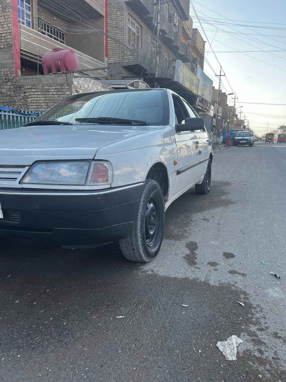 السلام عليكم
بيجو روى 2009

رقم بغداد دولي 

تبريد تدفئ شغال 

كير جديد

سياره باسمي تحويل مباشر 

السعر 30 وبيها مجال 

***********
